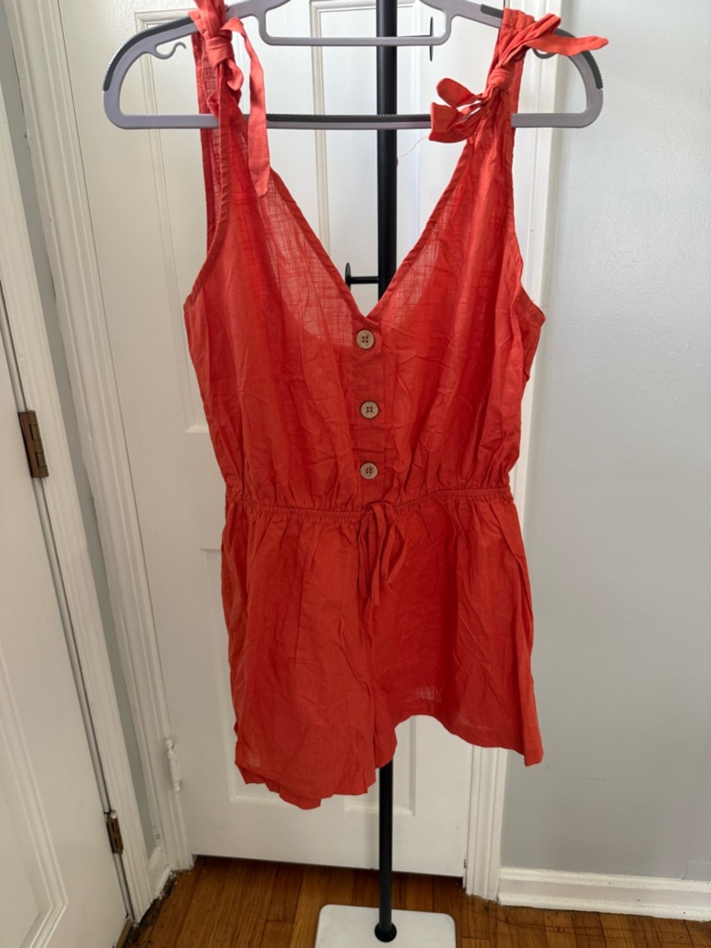 Cupshe Burnt Orange Tie-Shoulder Button Romper - Picture 5 of 6